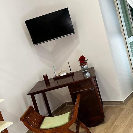 A Casa E Mamma' Apartment Naples Exterior photo